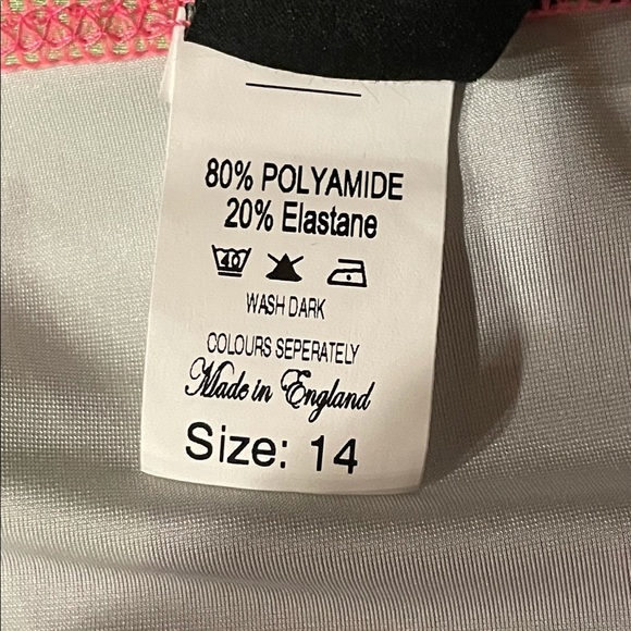 JADE CLARK X TARA KHOZA
New with tags - Picture 6 of 10